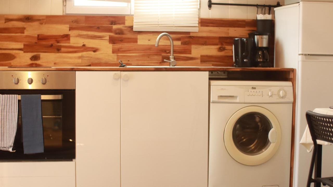 Agreable Maison Avec Parking Gratuit Sur Place. Saint-Denis  Bagian luar foto