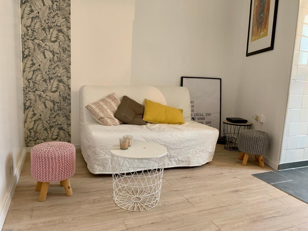 Agreable Maison Avec Parking Gratuit Sur Place. Saint-Denis  Bagian luar foto